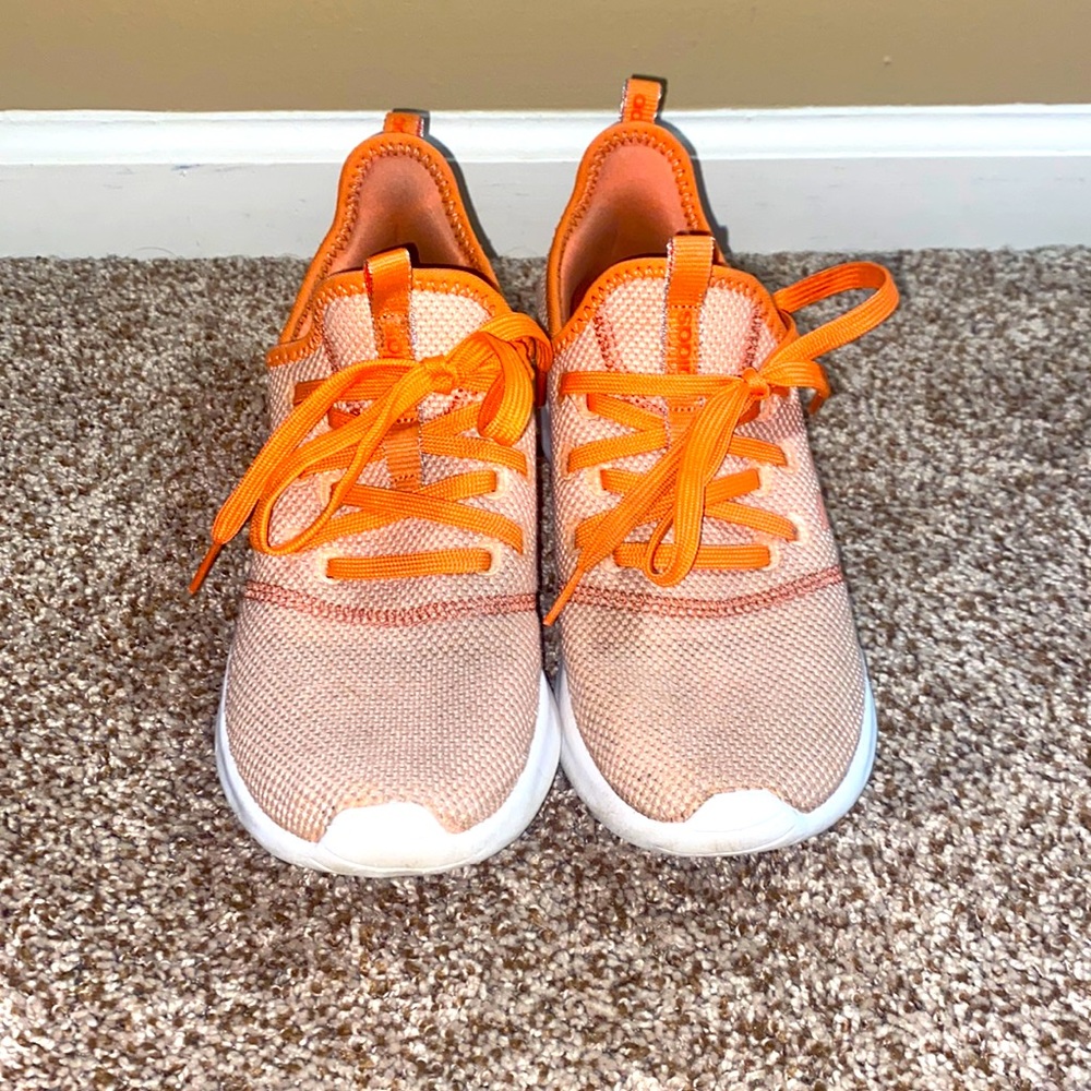 Adidas Cloudfoam Size 6